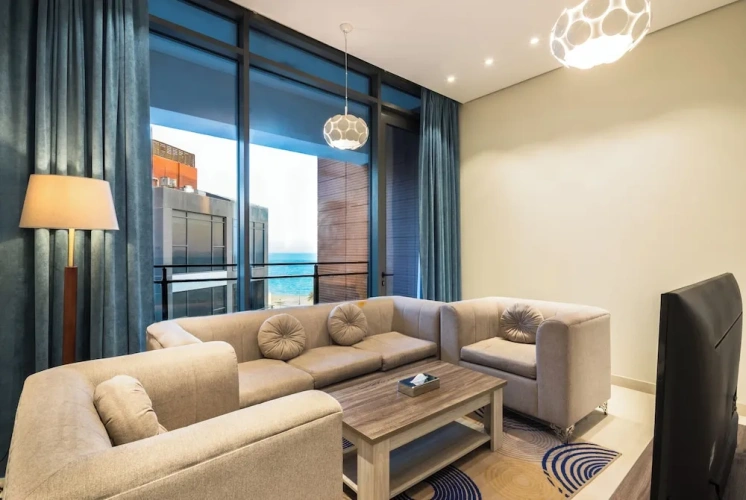 1 Bedroom Deluxe Suite with balcony and with partial sea view
