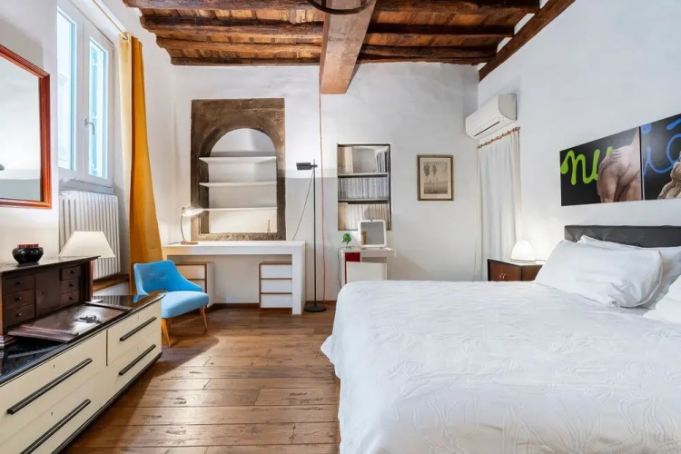 Pepi 64 in Firenze With 2 Bedrooms and 1 Bathrooms