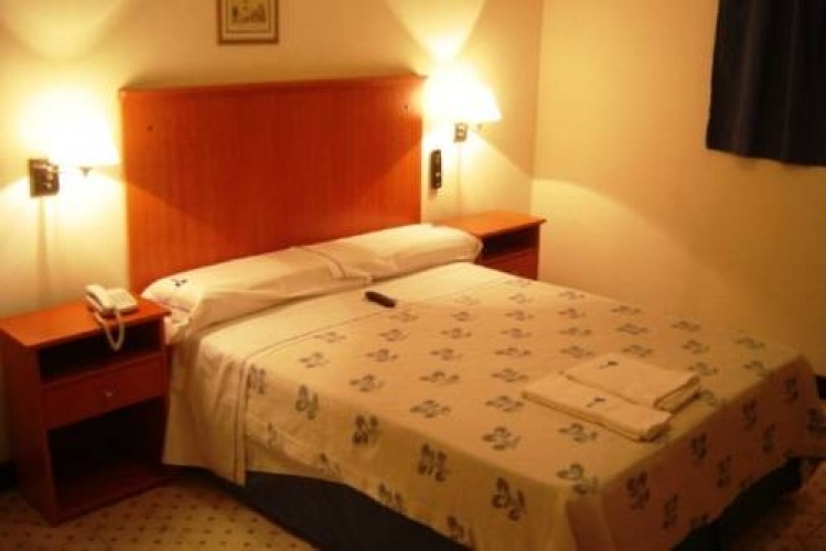 Mari Plaza Hotel