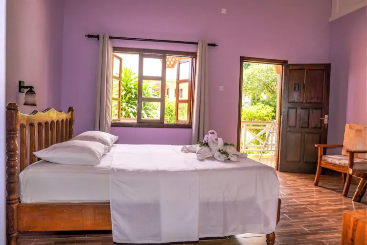 Bernique Guest House