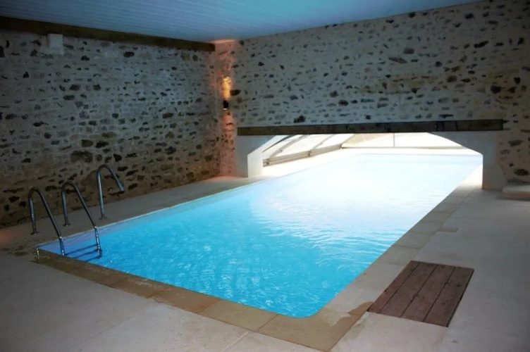 Ferme-Château de Cordey & SPA