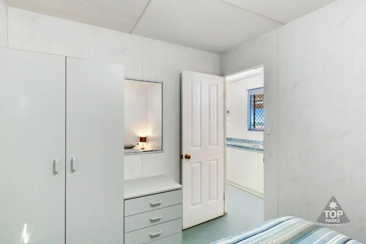 2 Bedrooms Chalet