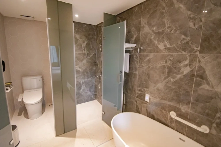 Deluxe Twin room with balcony