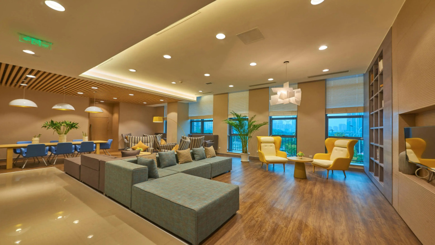 Holiday Inn Chongqing University Town