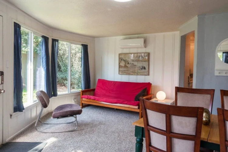 Spotless Back House