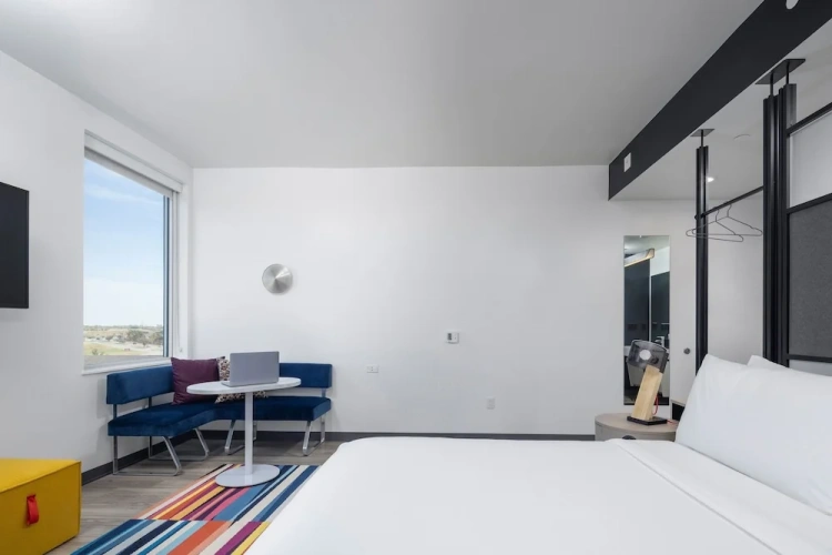 1 Bedroom Suite