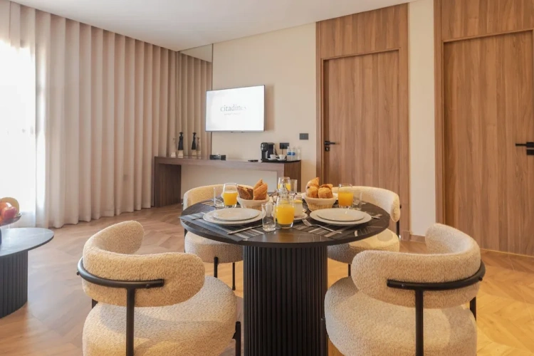 1 Bedroom Premier Suite