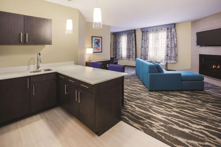 1 Bedroom Presidential Double Suite