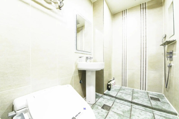 Blixx Hotel