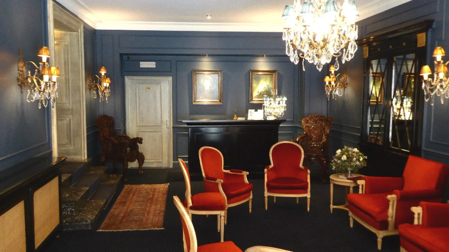 The Black Swan Hotel
