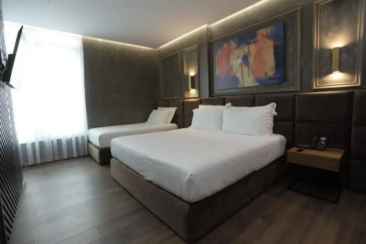 Luxury Triple room
