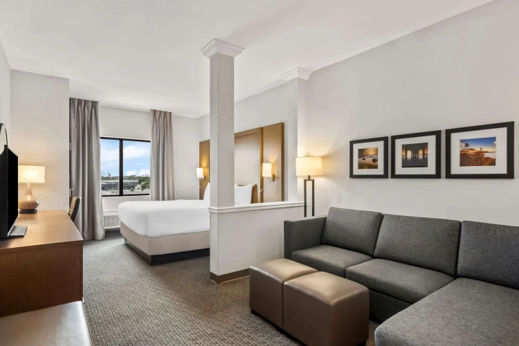 Double Suite