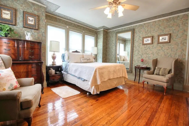 Huddy House Bed & Breakfast