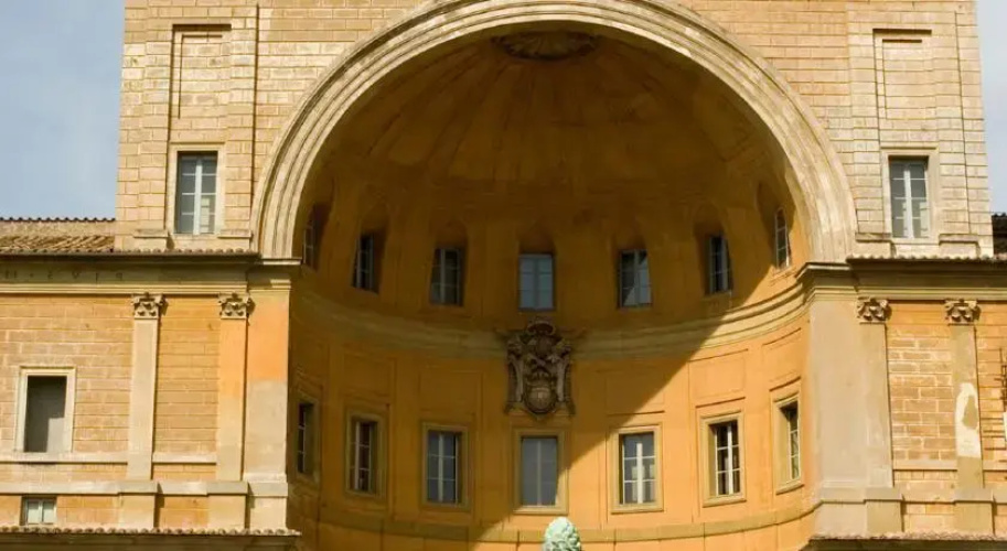 Vatican House In Rome