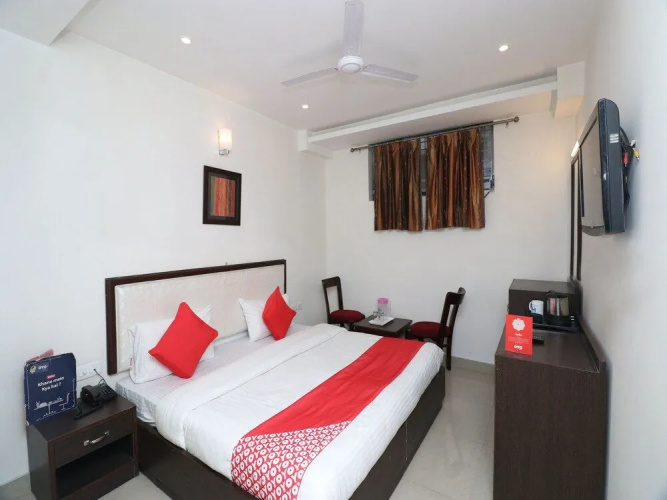 OYO 27921 Hotel Shalimar