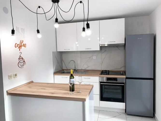 2 Bedrooms Apartment
