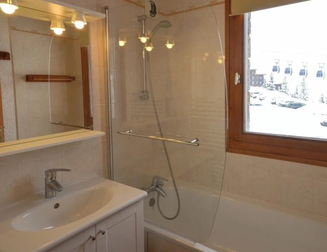 1 Bedroom Apartment with balcony