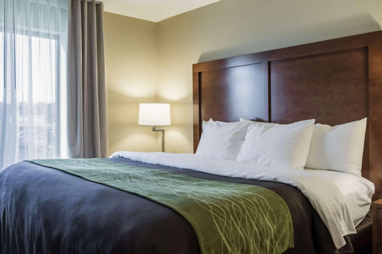 Comfort Inn & Suites Avera Southwest