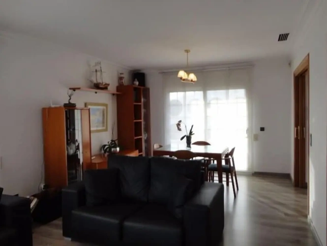 4 Bedrooms Villa with balcony