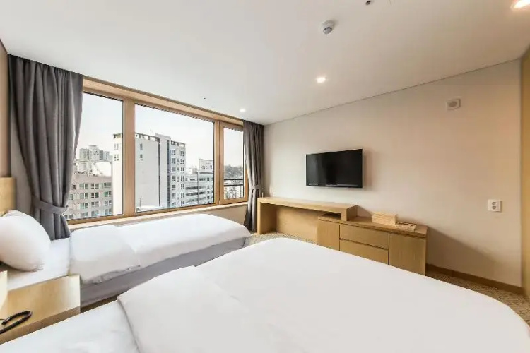 Jongno Lumia Tourist Hotel