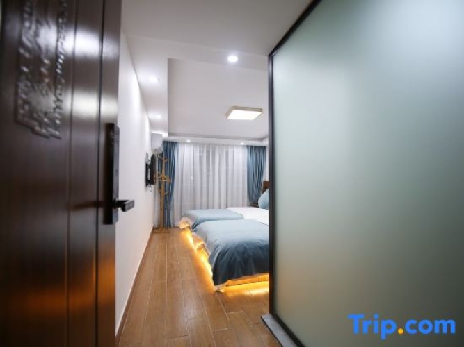 Standard room with balcony