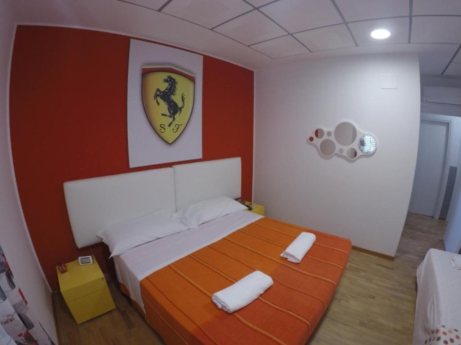 Standard Triple room