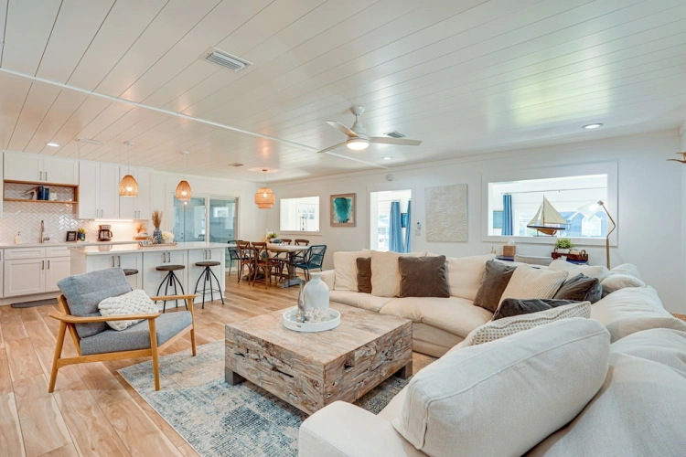 2 Bedrooms Cottage