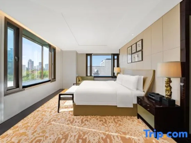 1 Bedroom Suite with garden view
