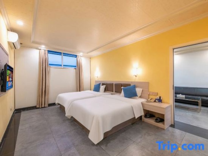 Superior Suite