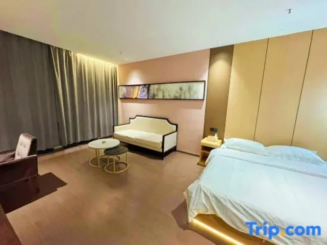 Standard Double room with view