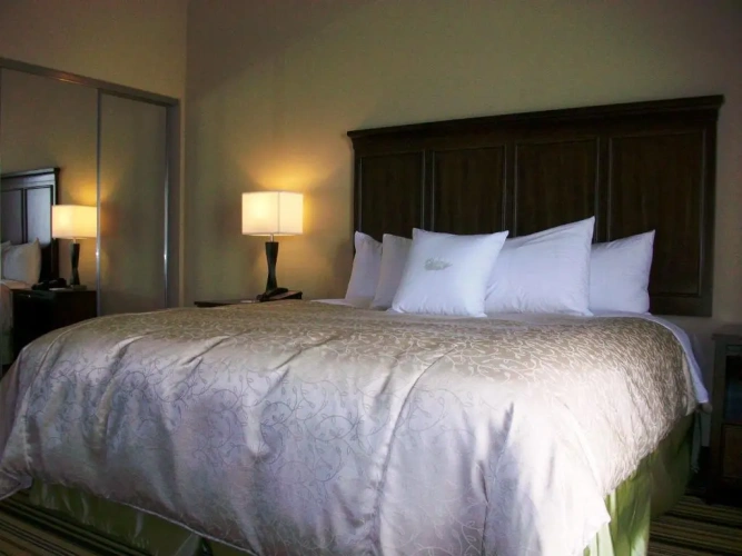 2 Bedrooms Suite
