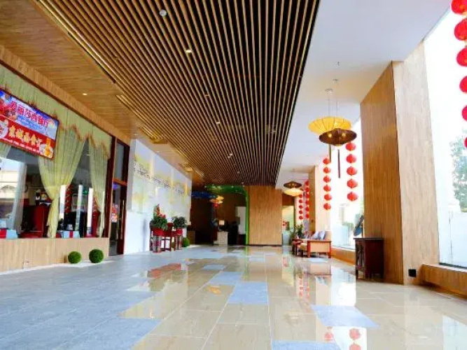 Hakkas Center Hotel