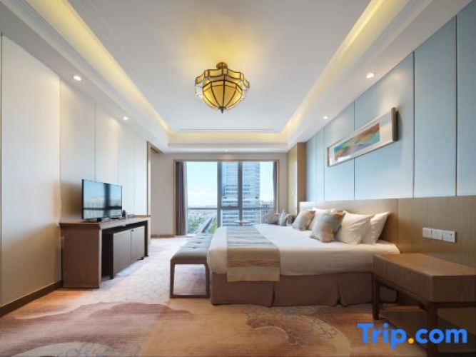 Deluxe Double Suite