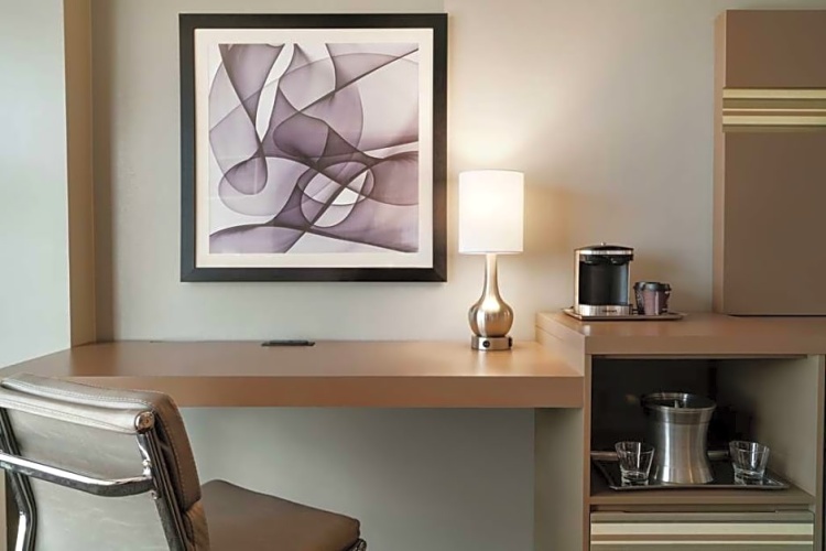 1 Bedroom Grand Suite with balcony