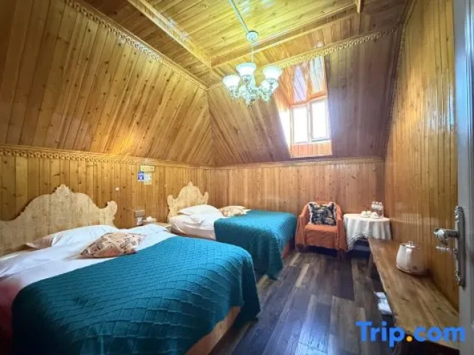 Standard Triple Family room