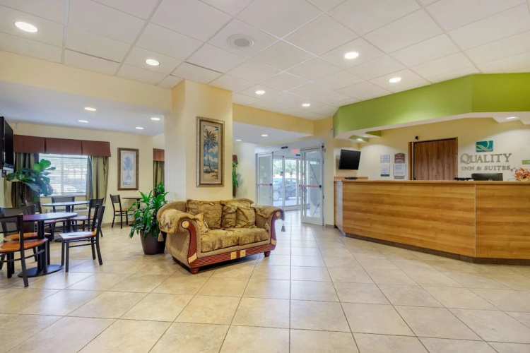 Microtel Inn & Suites by Wyndham Lehigh