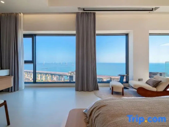 Standard Twin room with sea view