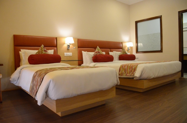 Deluxe Quadruple room