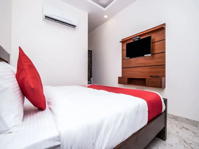 City Galaxy Inn By OYO Rooms