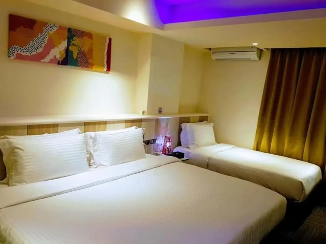1 Bedroom Deluxe Triple room
