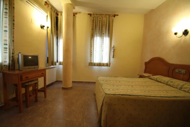 Standard Twin room with view