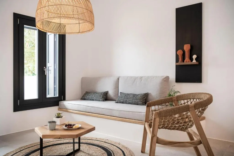 Athina Milos Suites