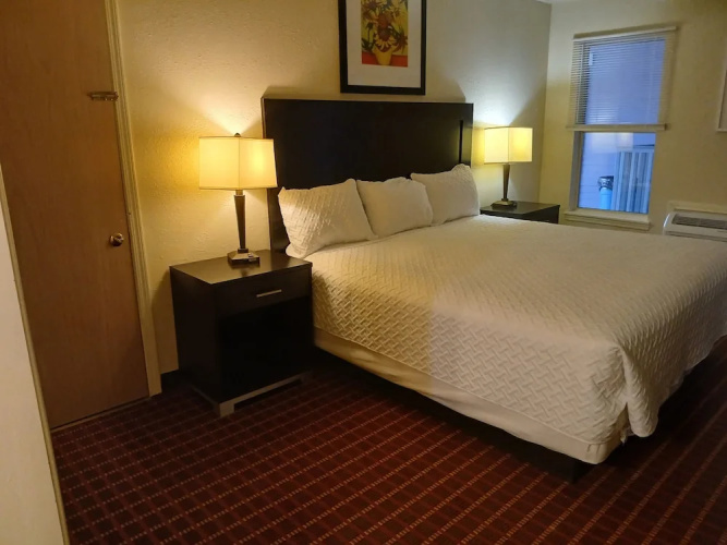 76 Family Inn