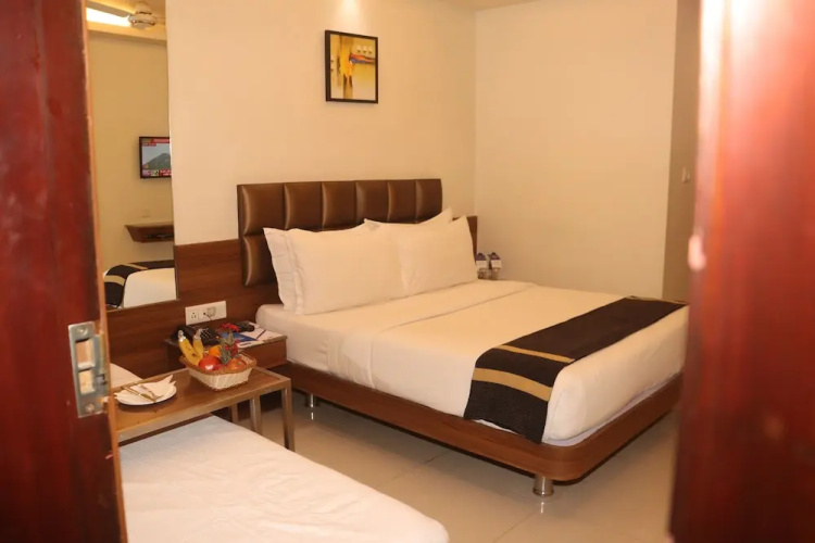 Kyriad Hotel Indore by Othpl