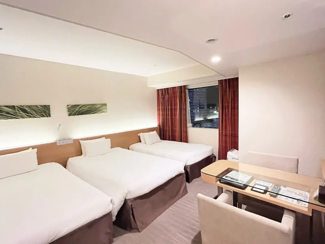 Triple room