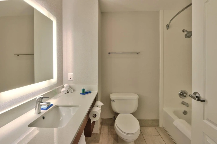 Quadruple Suite