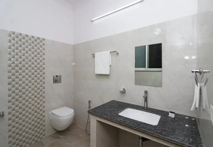 OYO 22764 Sun Hotel