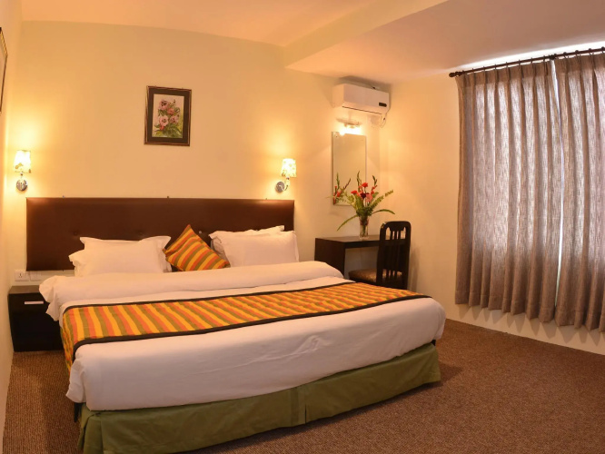 Hotel Serenity