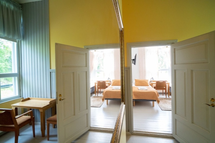 Superior room