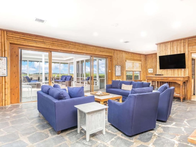 3 Bedrooms Cottage